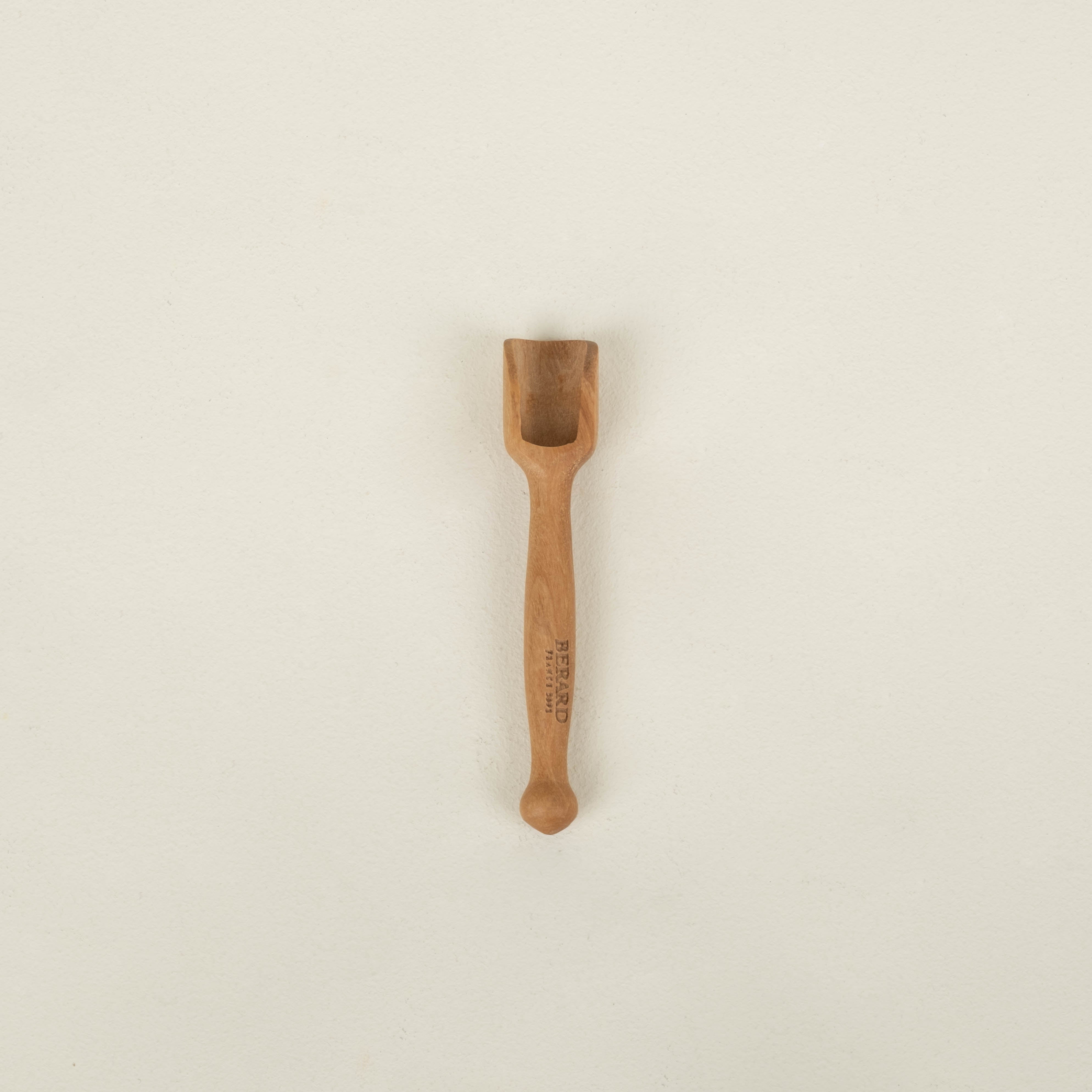 Berard Olivewood Salt Scoop