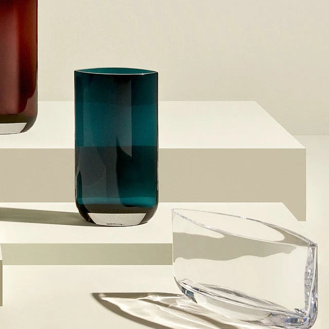 Blade Vase, Petroleum Green Lifestyle 1