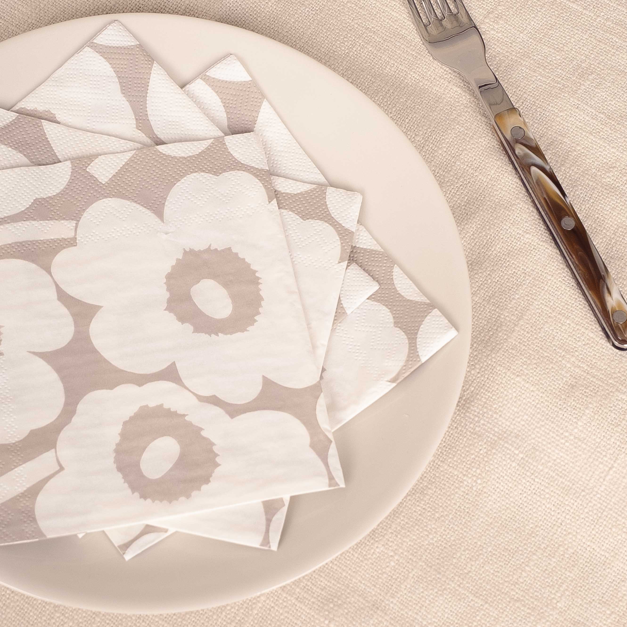 Cream Unikko Paper Napkins Lifestyle