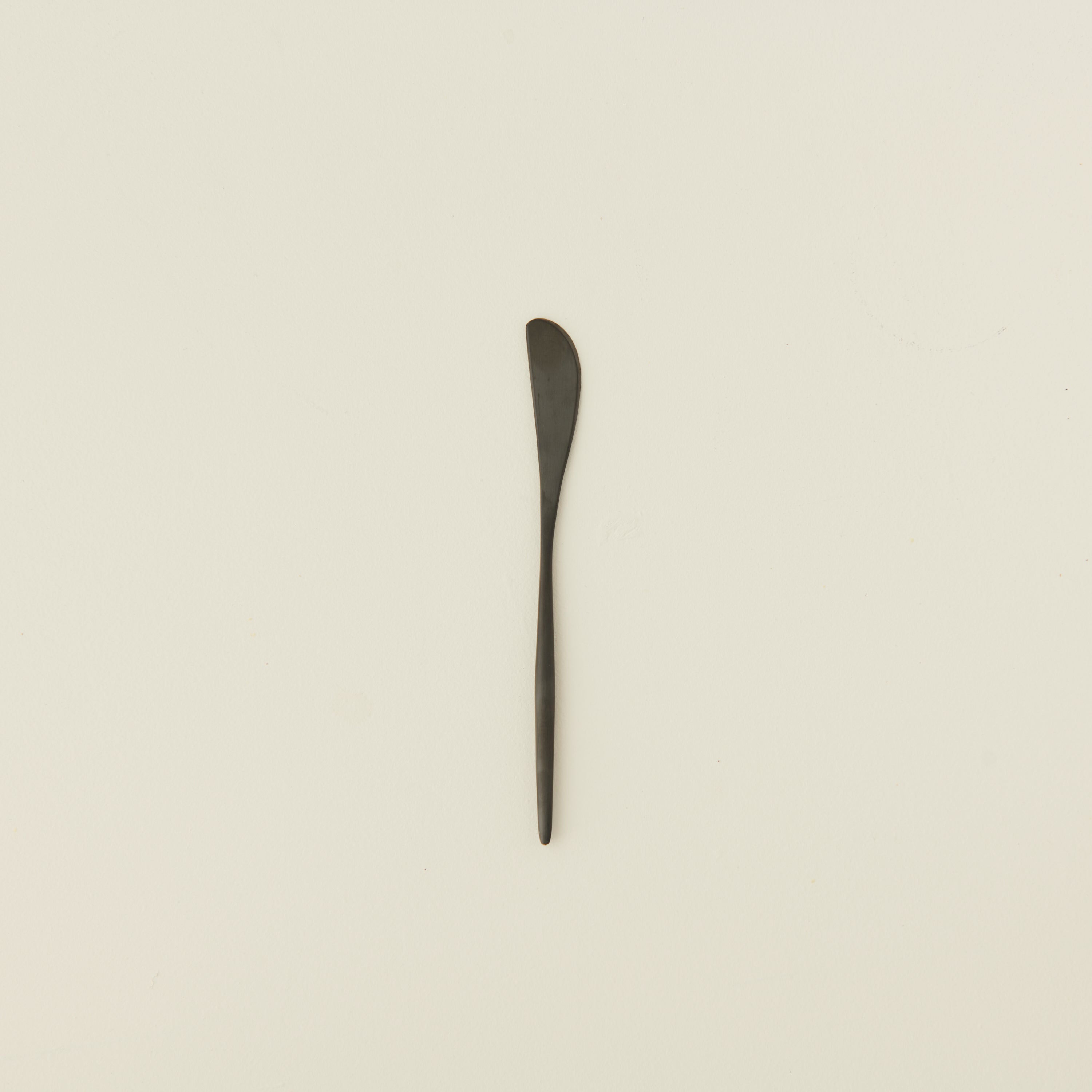 Cutipol Moon Matte Black Spreader