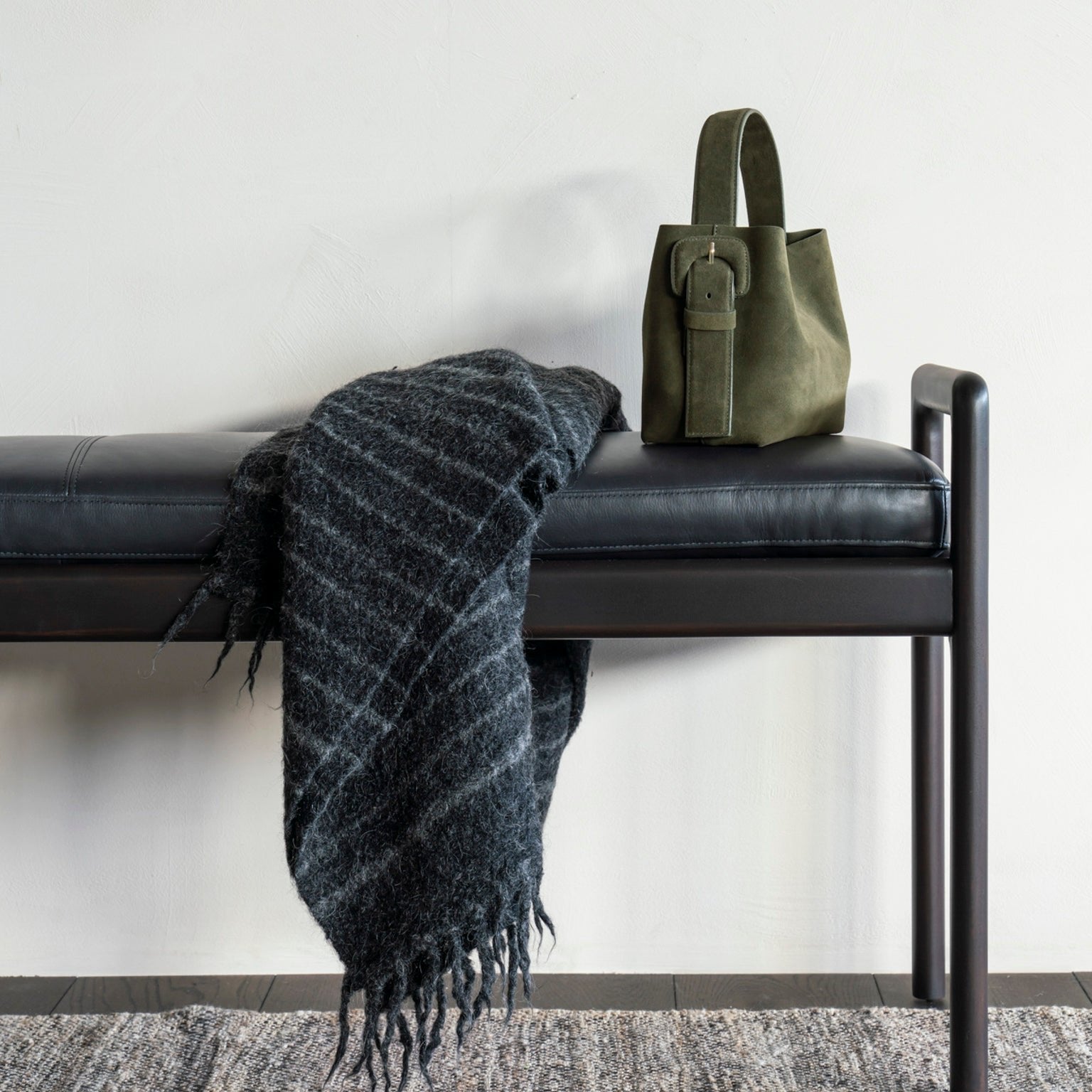 Jack Bench, Varnished Mahogany, Dark Brown, Black Leather