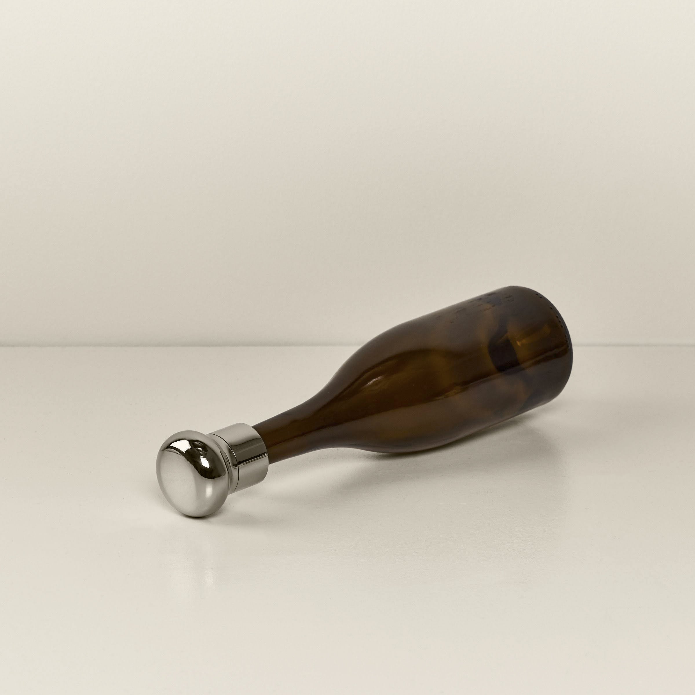 Noè Wine and Champagne Stopper 2