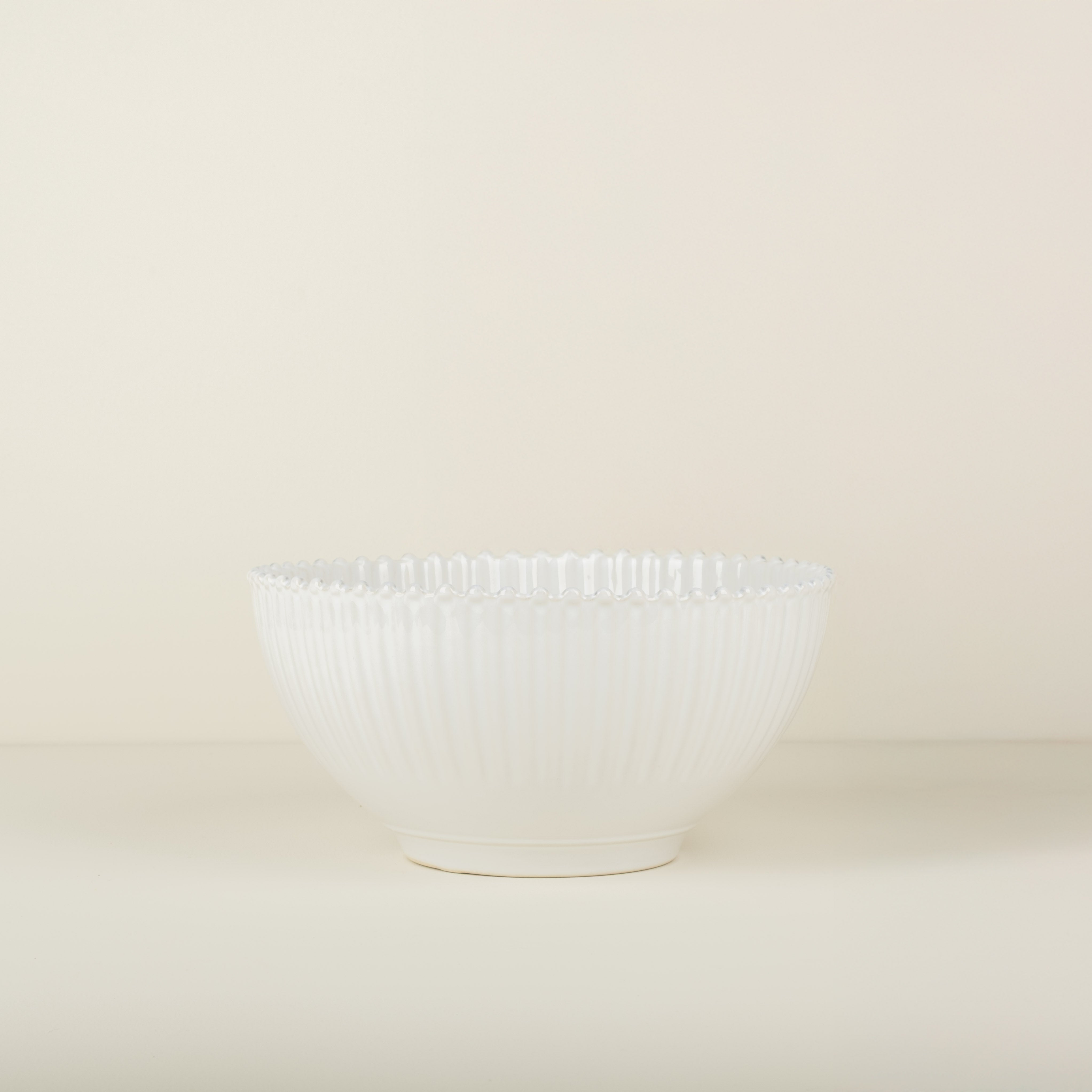 Pearl White Serving bowl