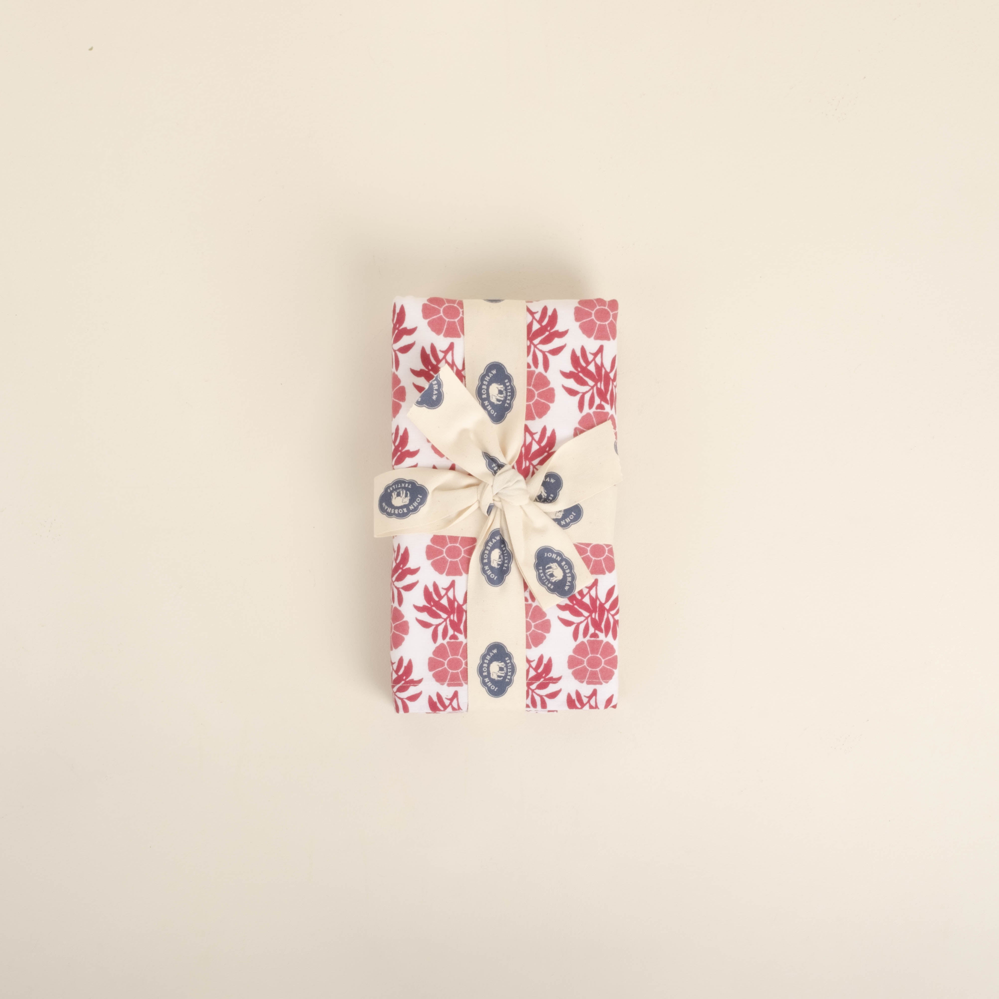 Sabah Berry Table Runner 16x108"