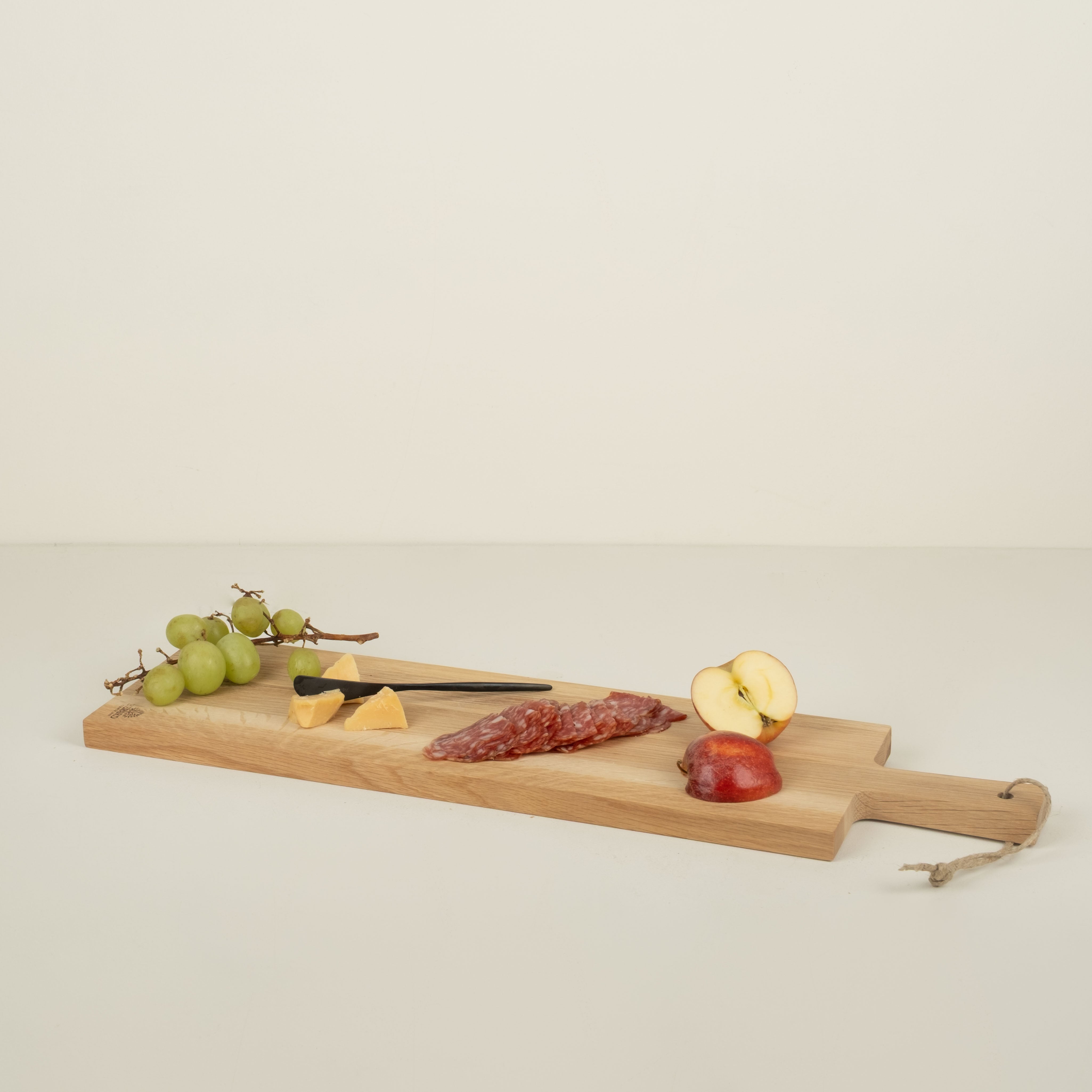 Small Nordic Oak Cheese & Charcuterie Board 1