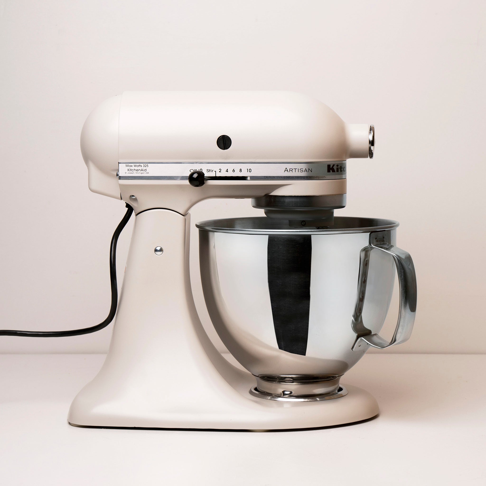 KitchenAid Artisan Series Matte White 5-Quart Tilt-Head Stand Mixer +  Reviews