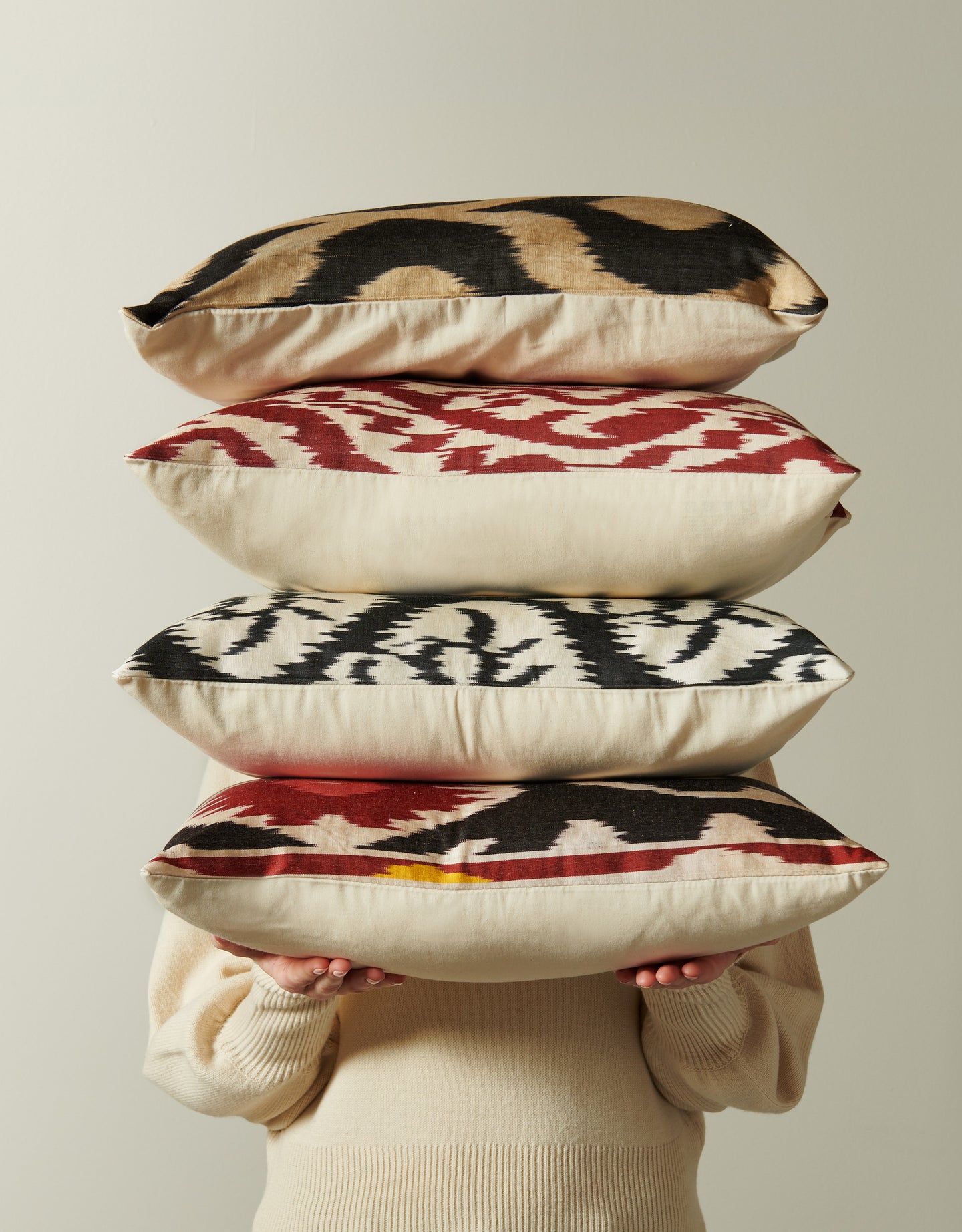 Les-Ottomans Pillows