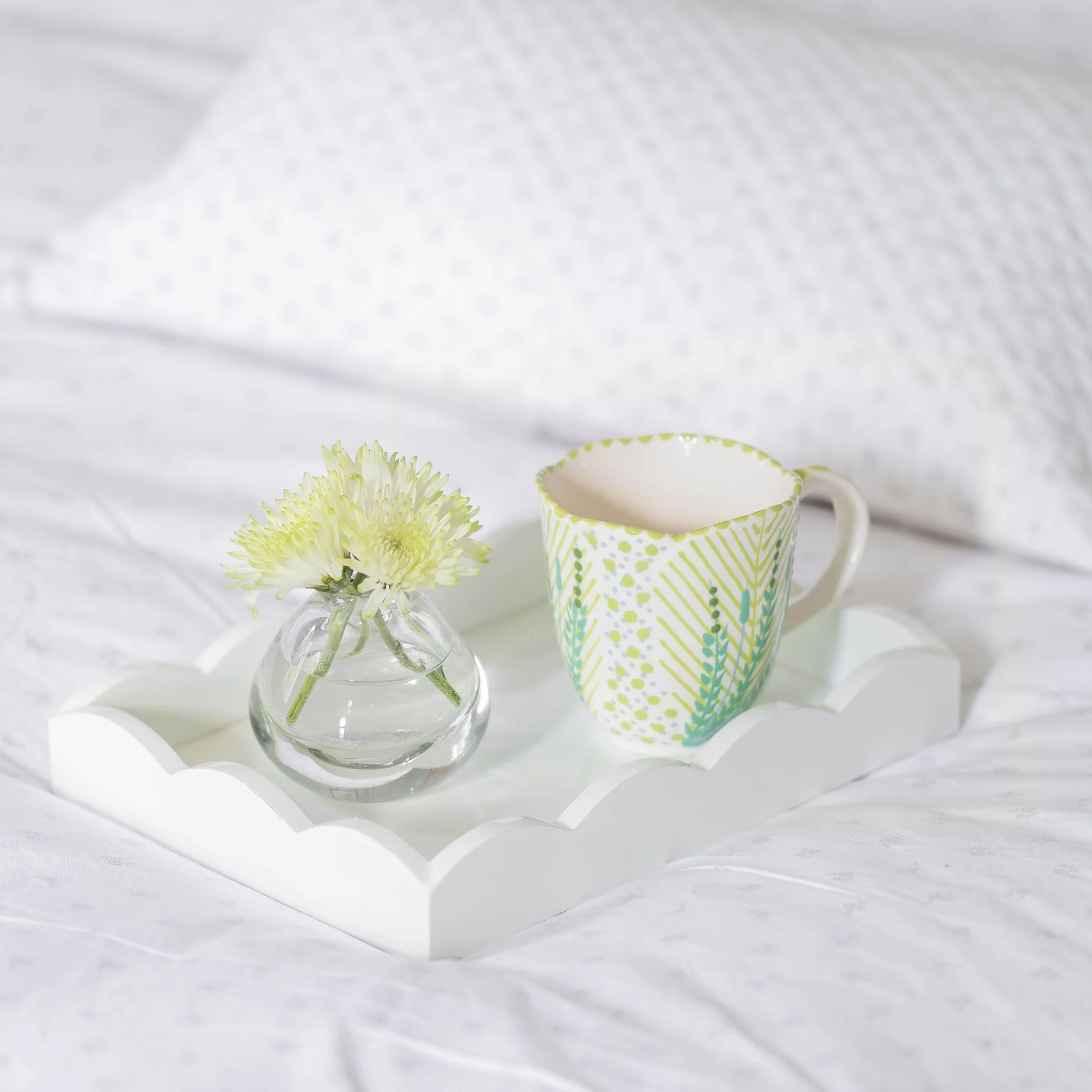 Small White Lacquered Scallop Tray
