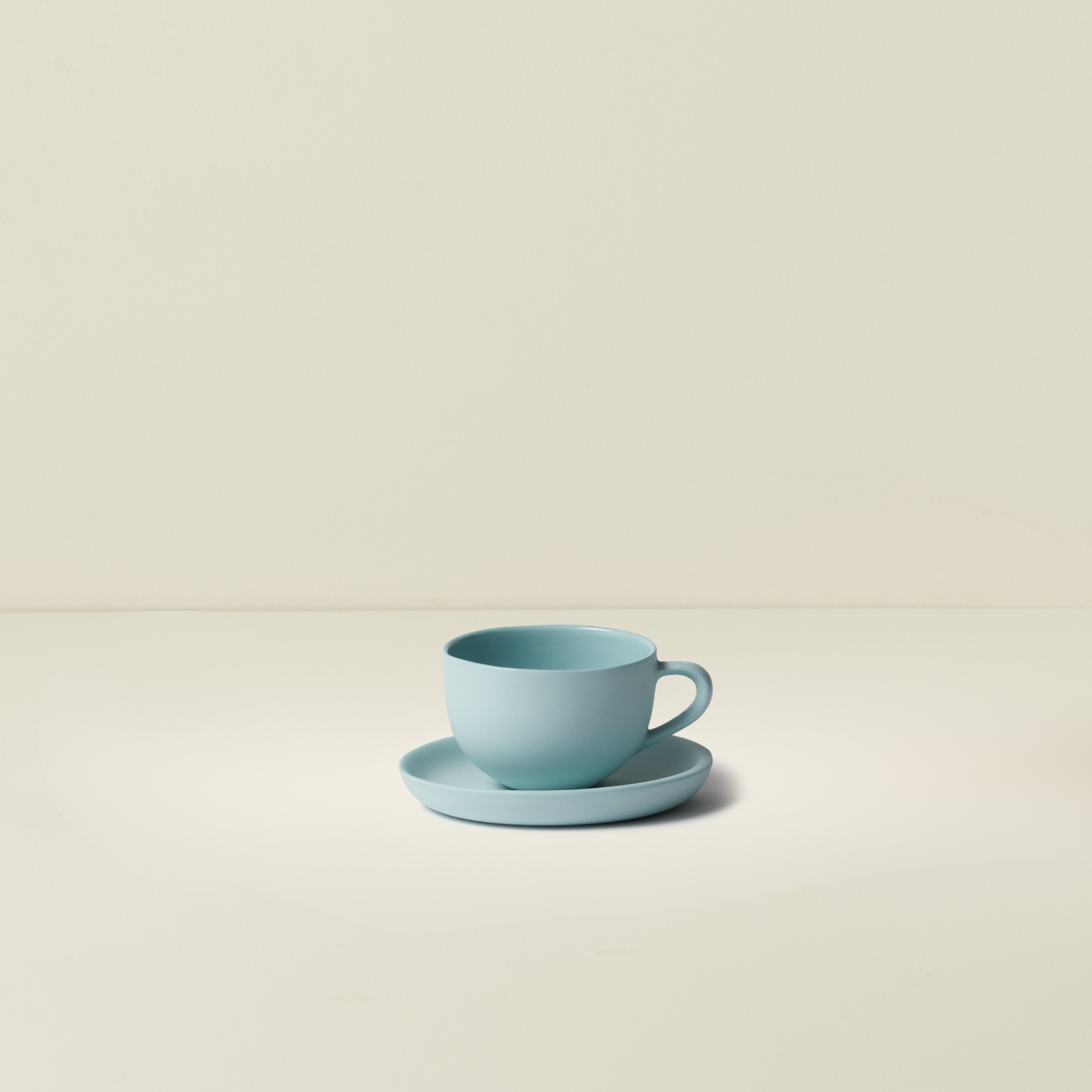 Espresso Cup and Saucer Round