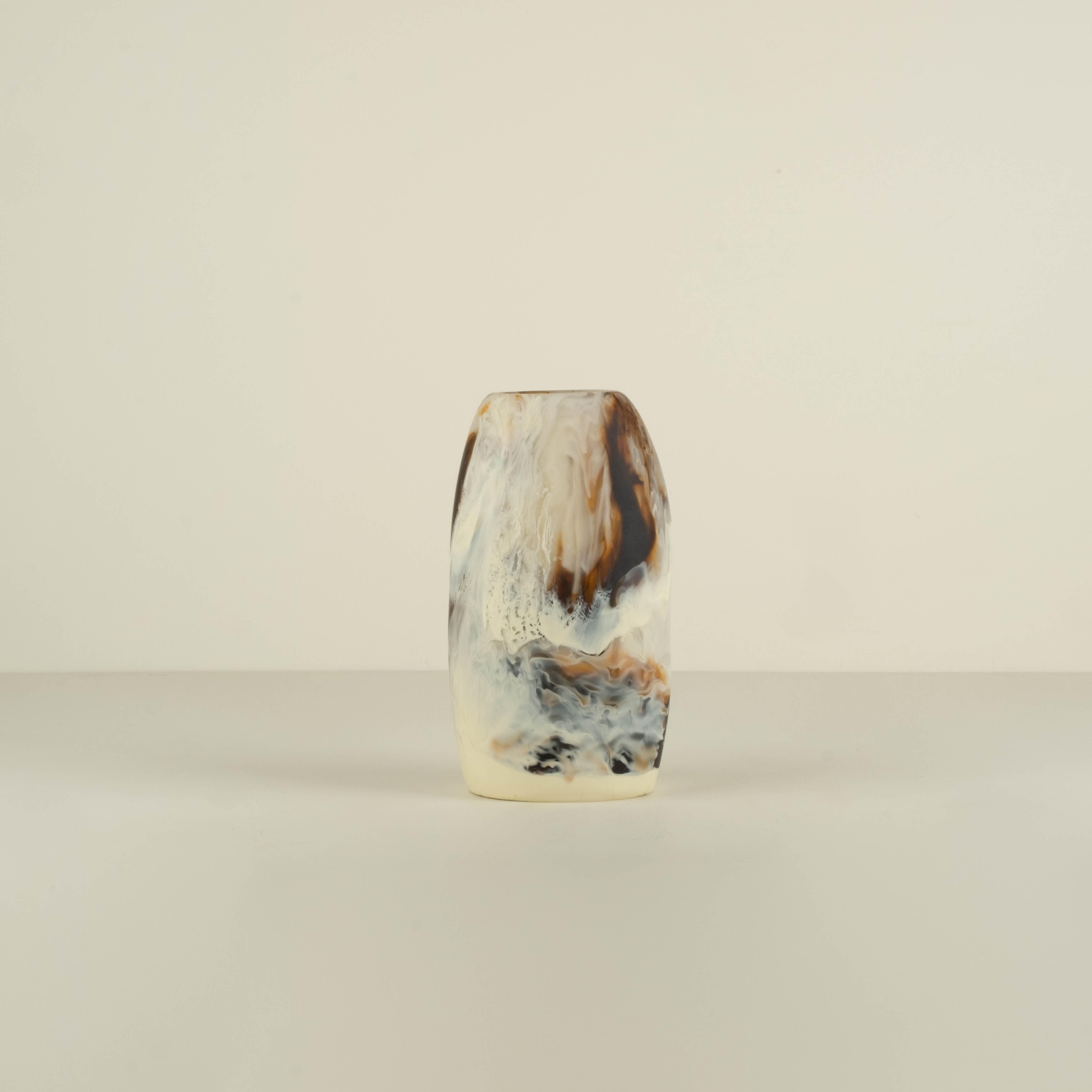 Medium Pebble Vase