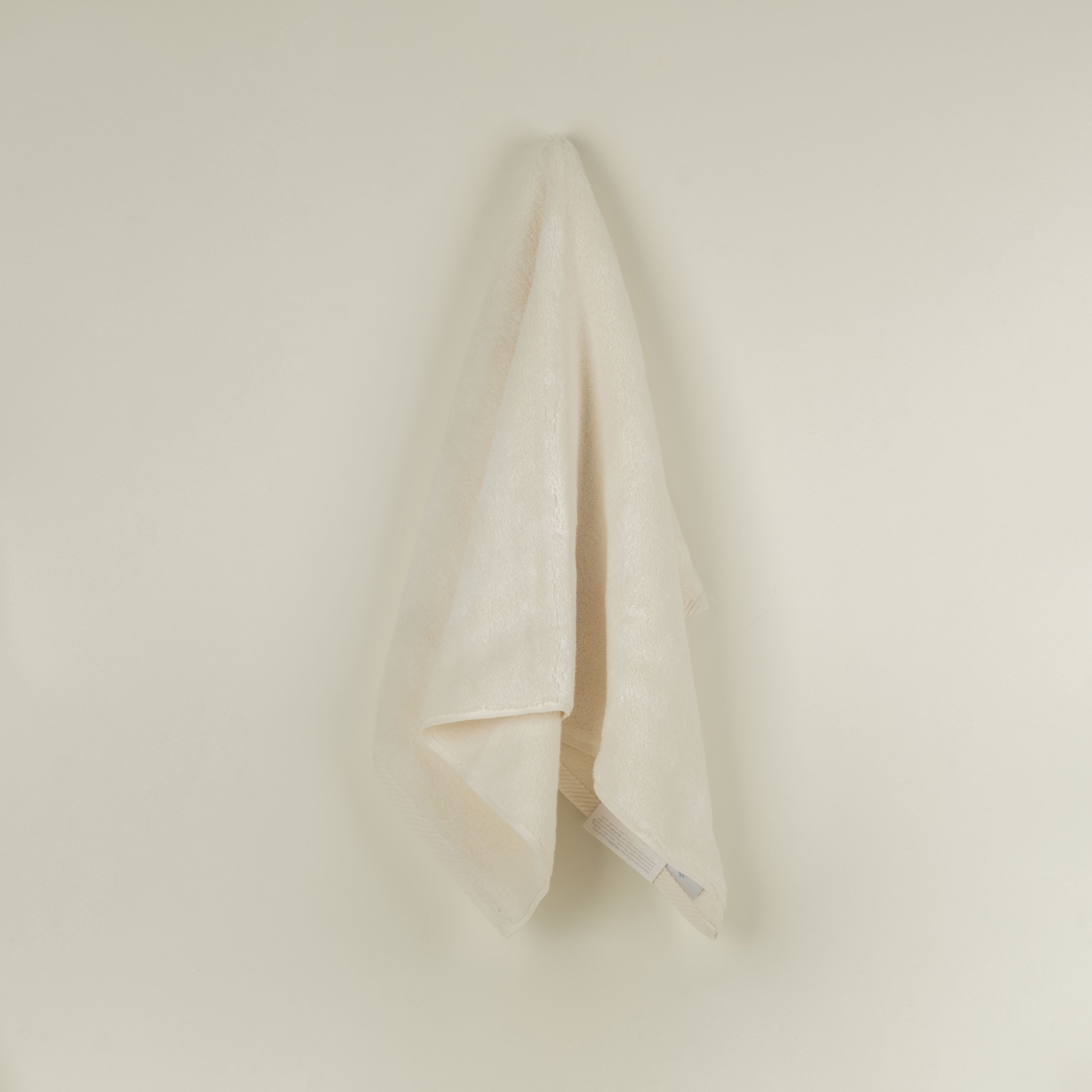 Milagro Hand Towel, Ivory