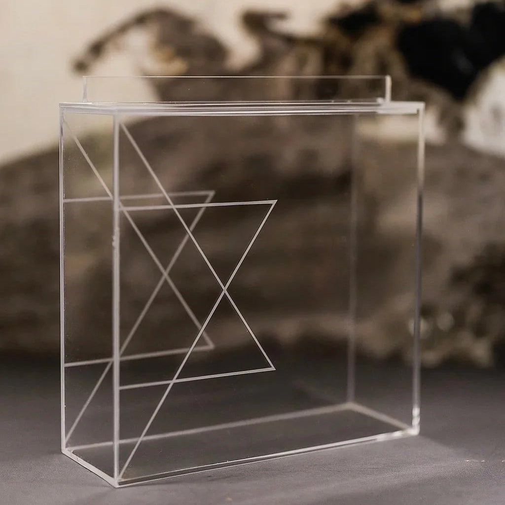 Clear geometric object on a neutral background