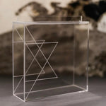 Clear geometric object on a neutral background