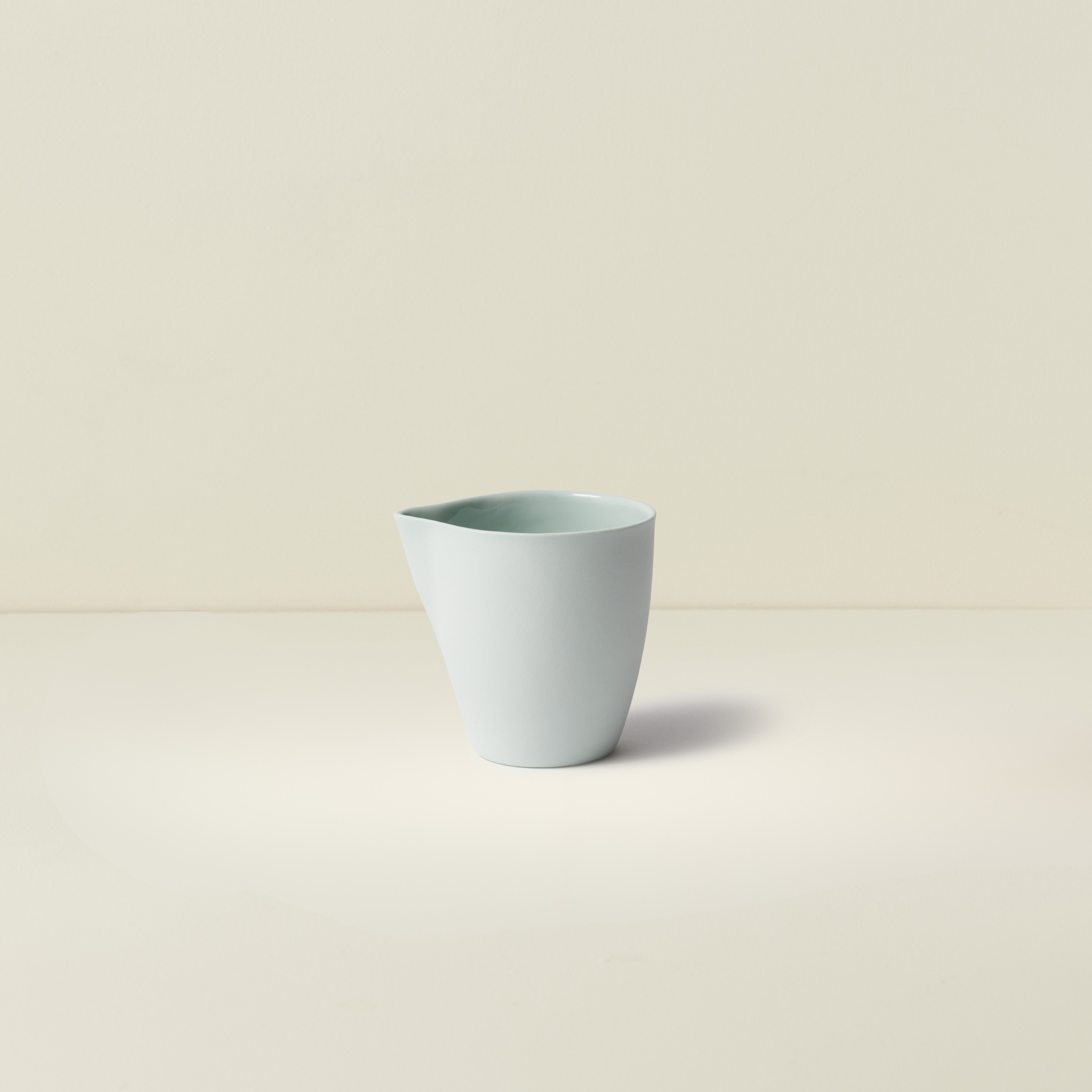 Jug Medium