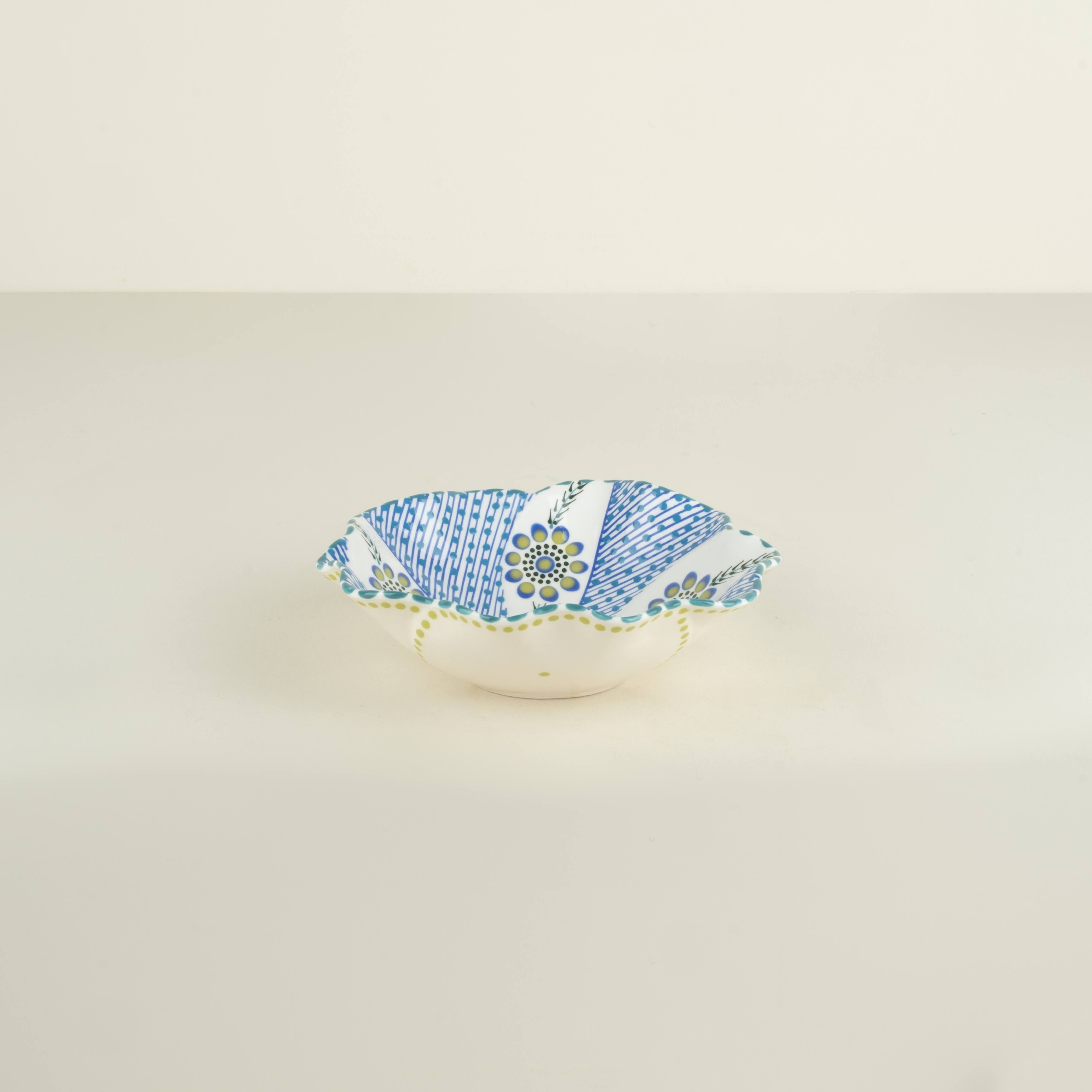 Royal Dinnerware Collection