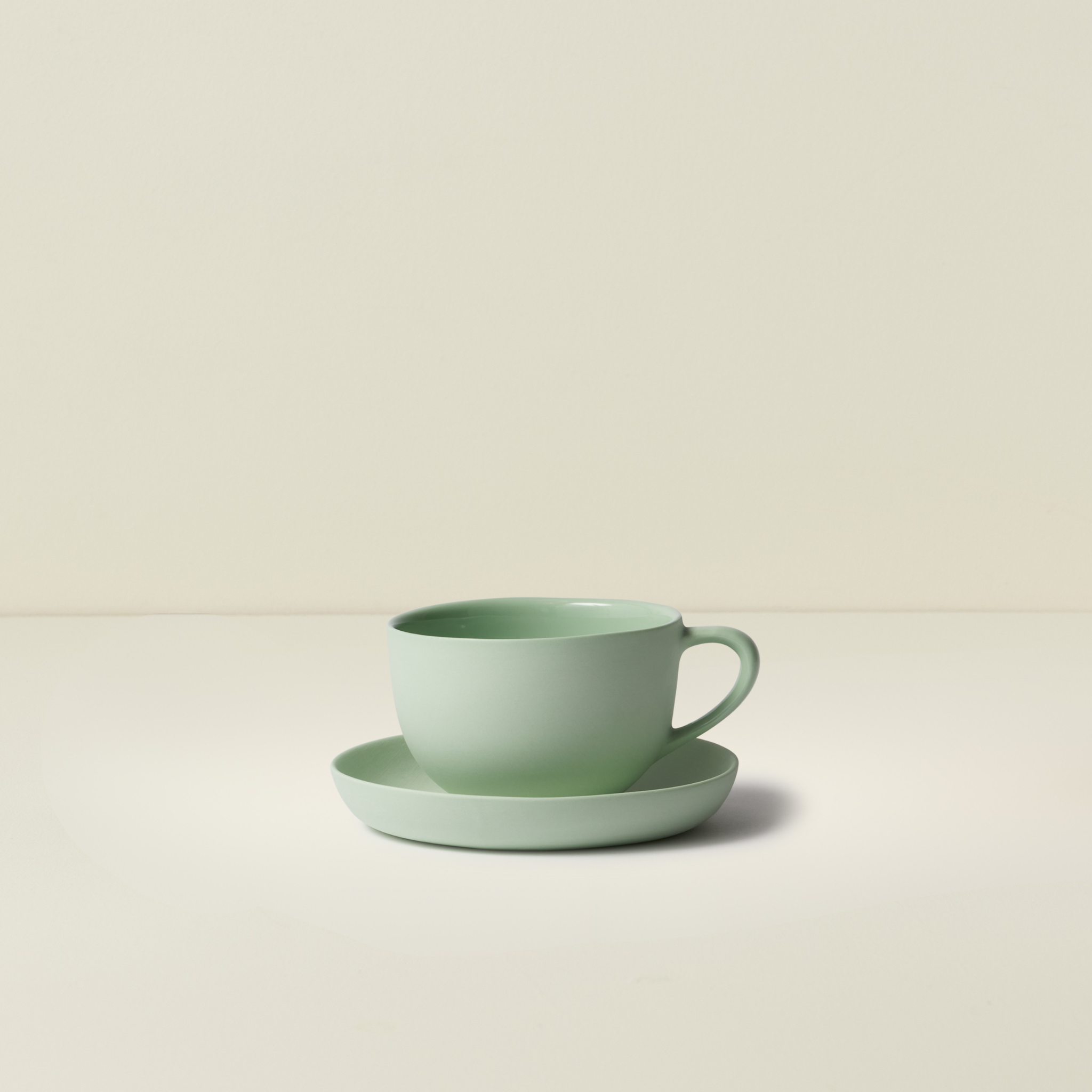 Tea Cup And Saucer Round