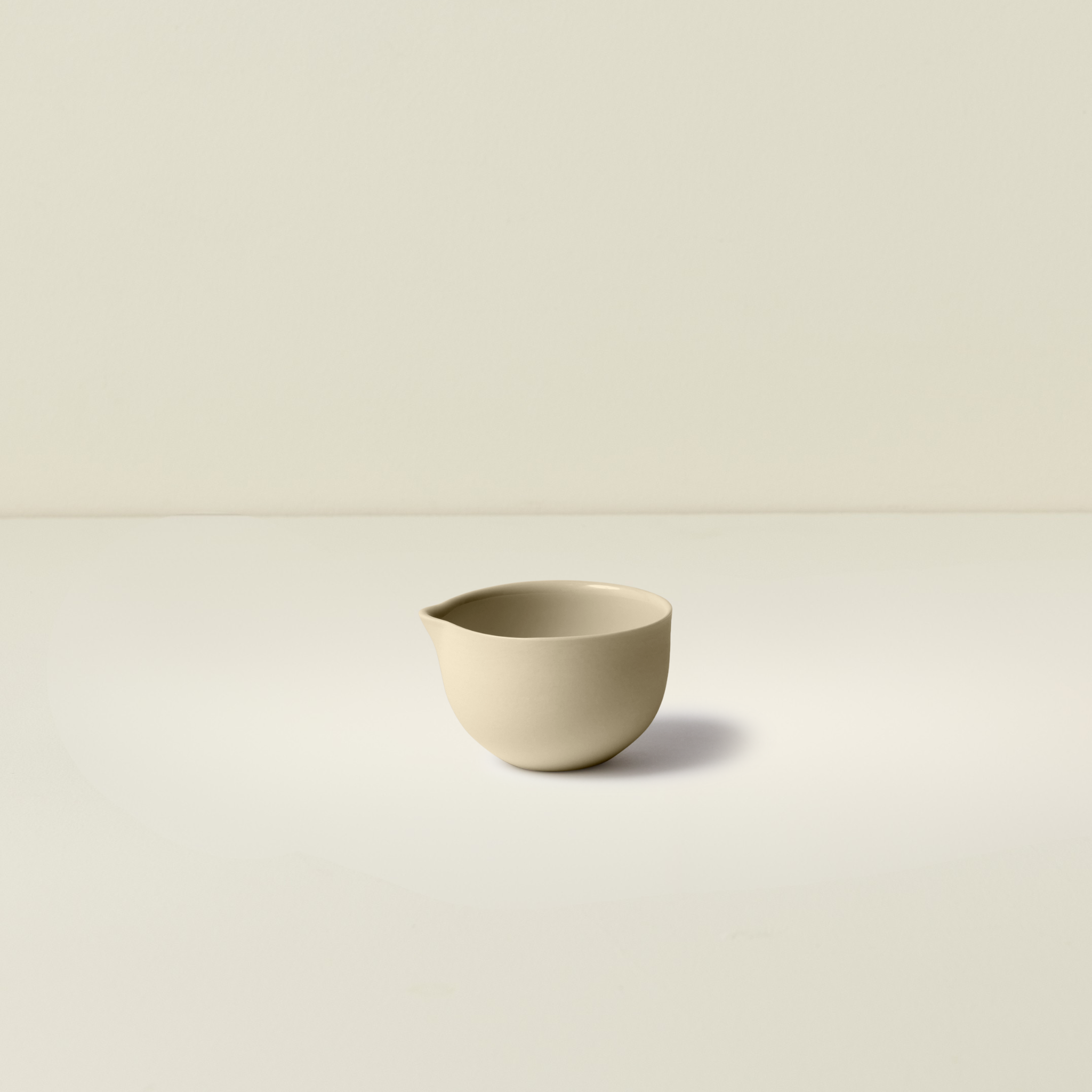 Jug Round