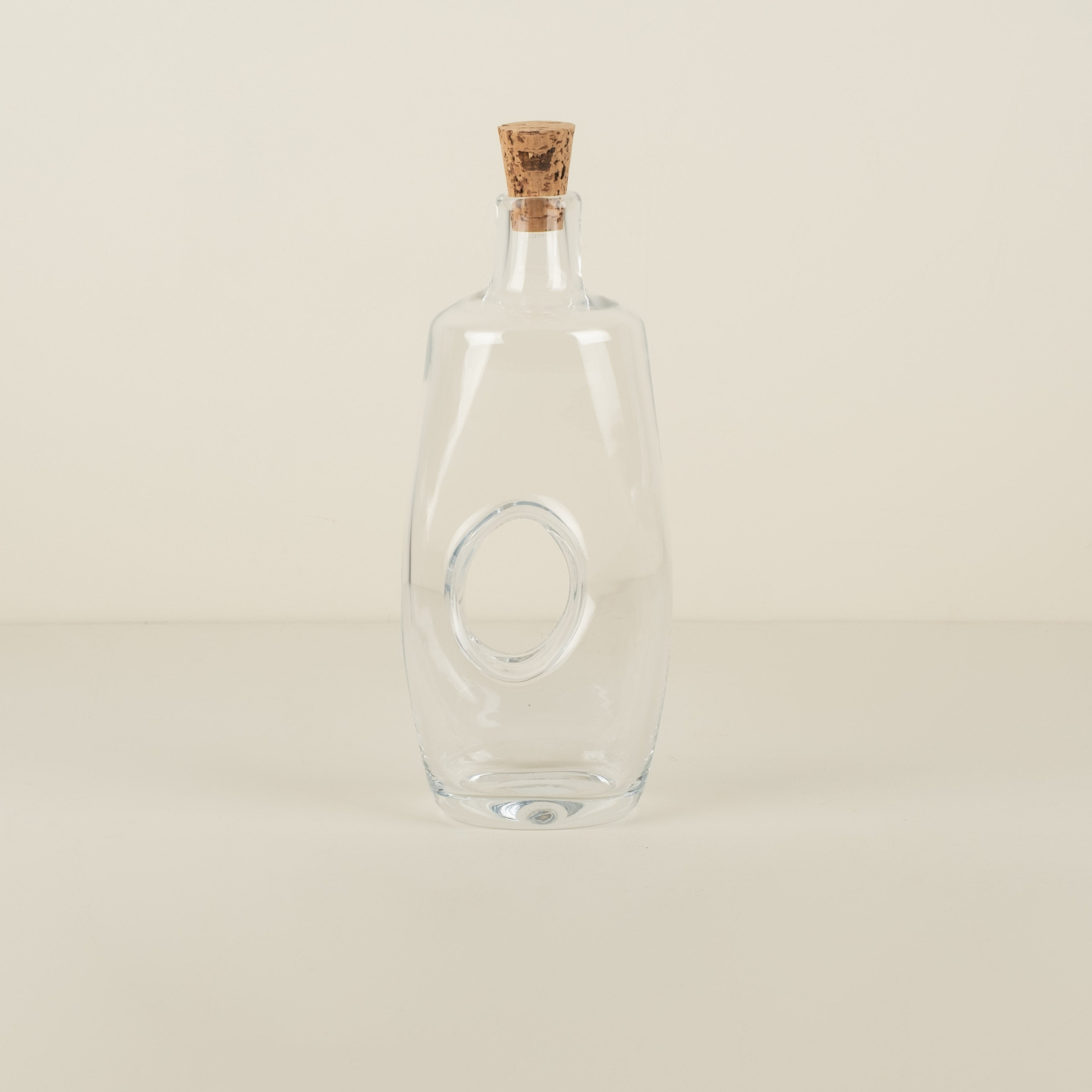 Void Carafe with Cork Stopper 1.1L