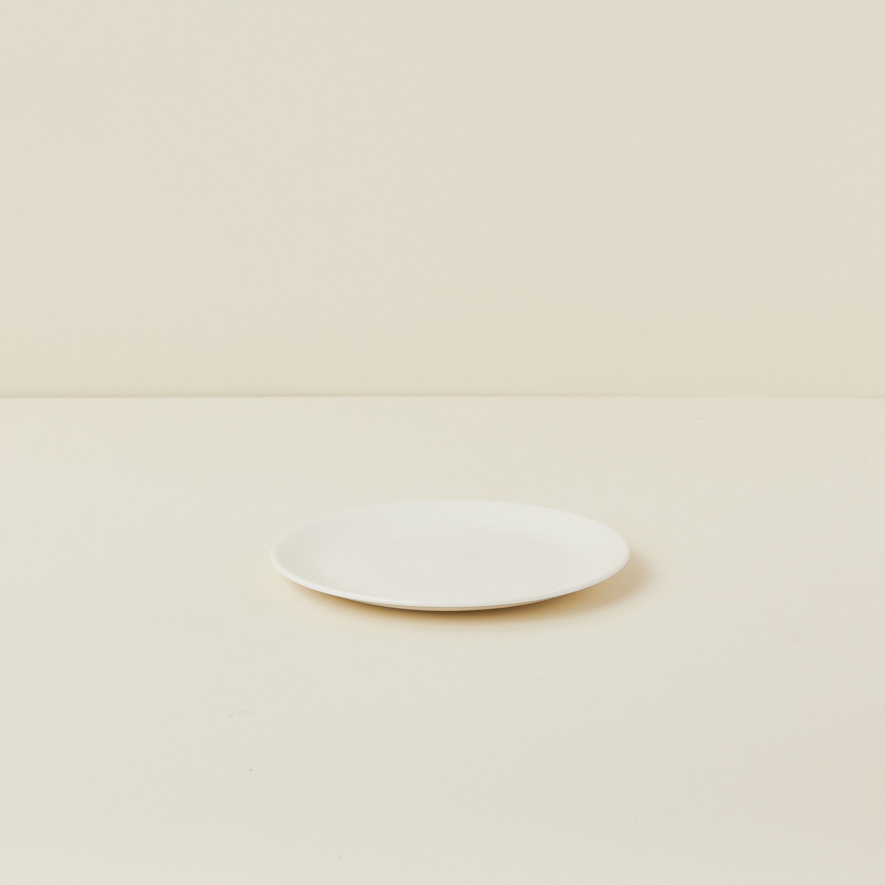 A Table White Dinnerware Collection