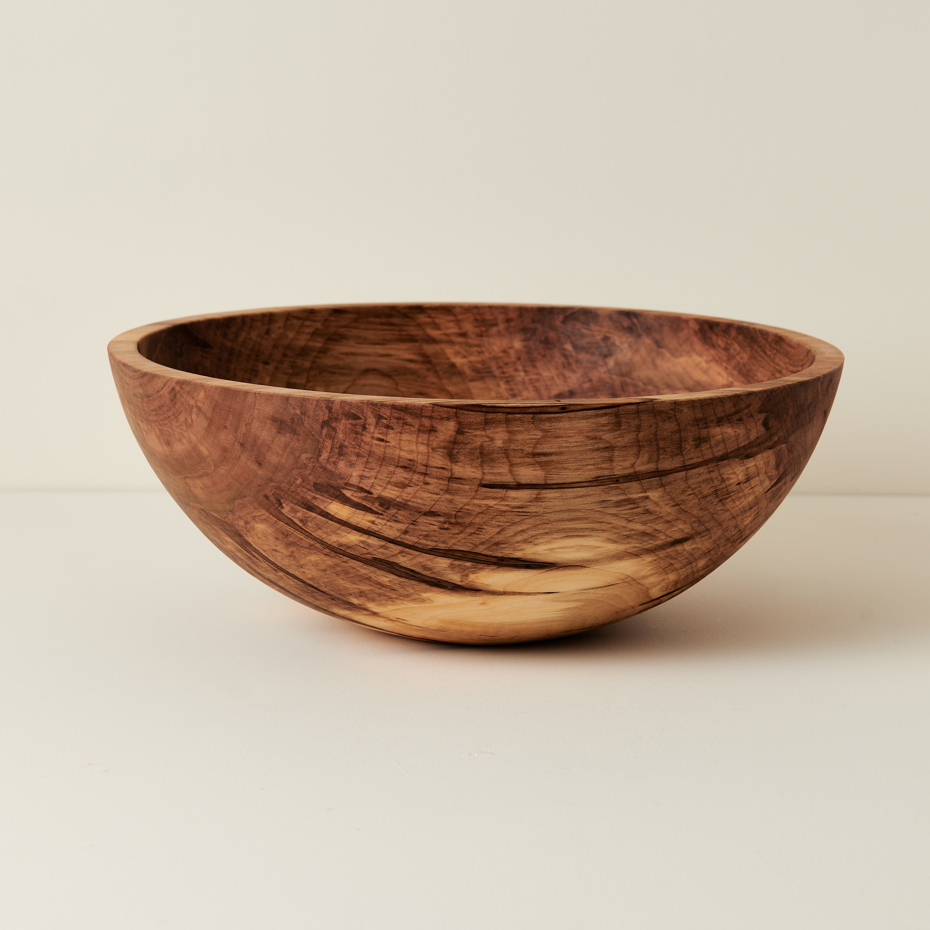 Farmhouse Maple Bowl 18"